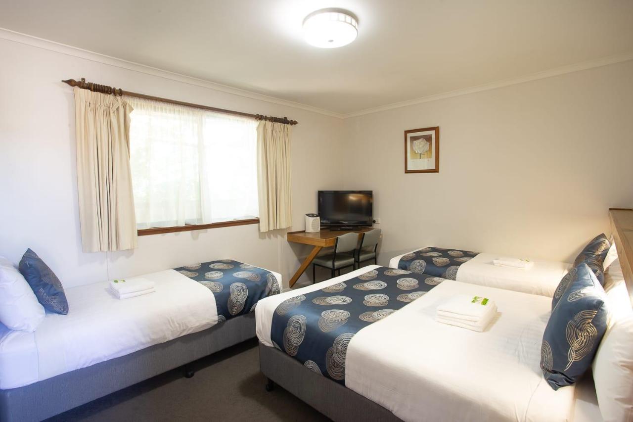 Majestic Motel Horsham Exterior foto